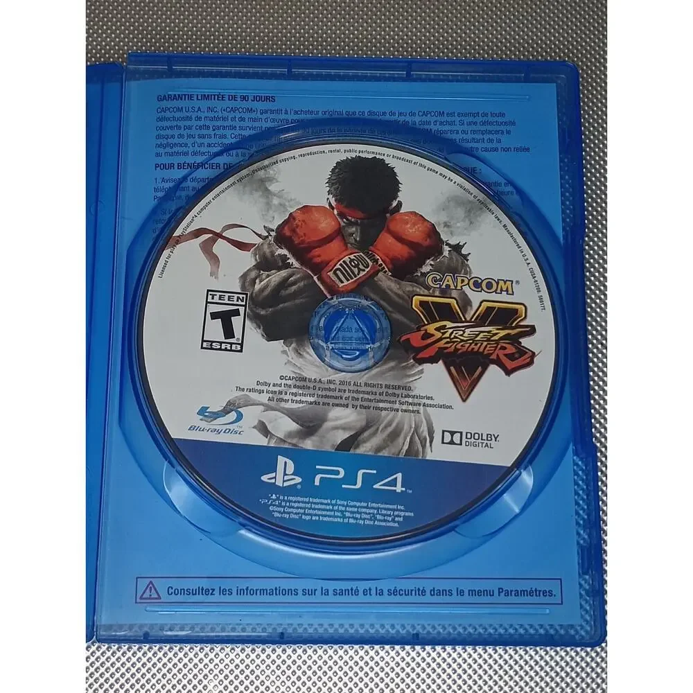 Street Fighter V PS4 Sony PlayStation 4 2016 Game Disc + Case PreOwned Excellent